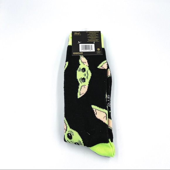 New Men’s Disney Star Wars The Mandalorian Baby Yoda Grogu Crew Socks Size 6-12 - Picture 3 of 5